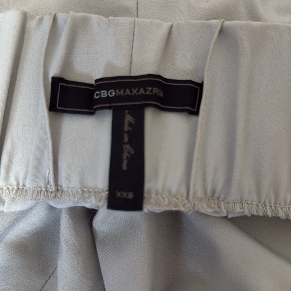 BCBG Stylish Gray High-Waisted Pants - Picture 3 of 4